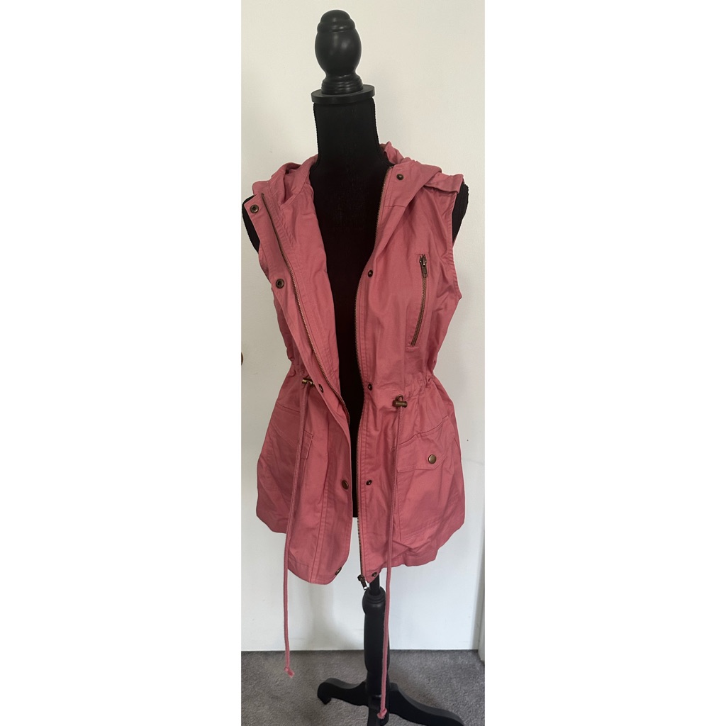 Lightweight Drawstring Vest
